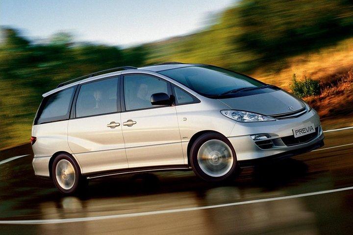 Transfert interurbain à Dubaï en minibus 7 places