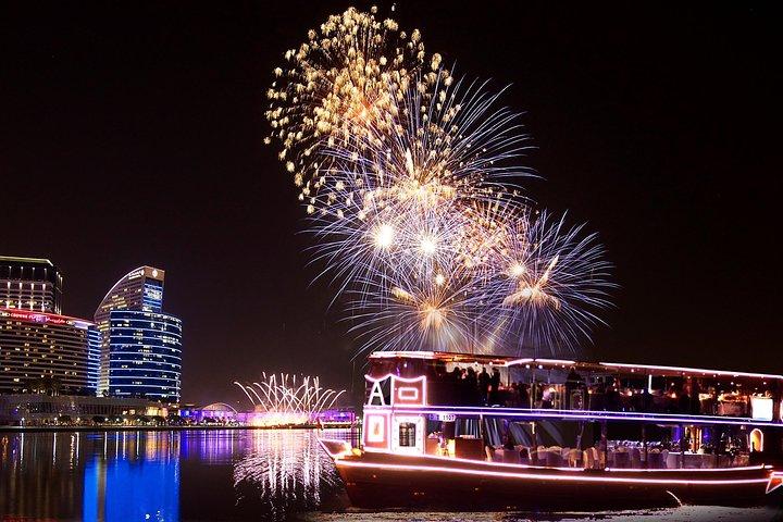 Croisière de luxe sur le canal de Dubaï pour le Nouvel An