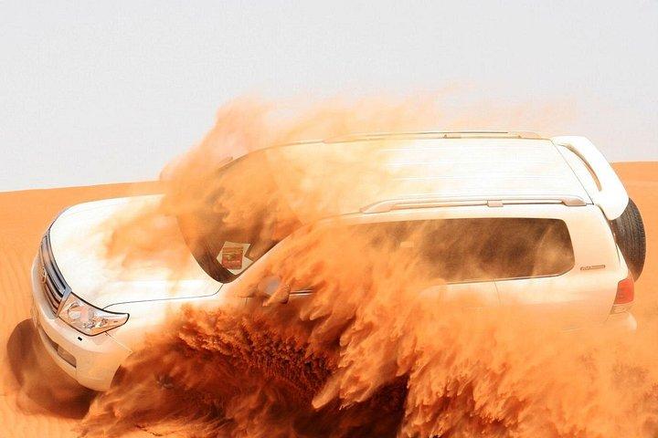 Dubaï 4 Tours : Safari dans le désert, Tour de Dubaï, Dîner croisière et Tour de ville d'Abou Dhabi