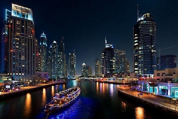 Dîner à la marina de Dubaï (visites et visites touristiques)