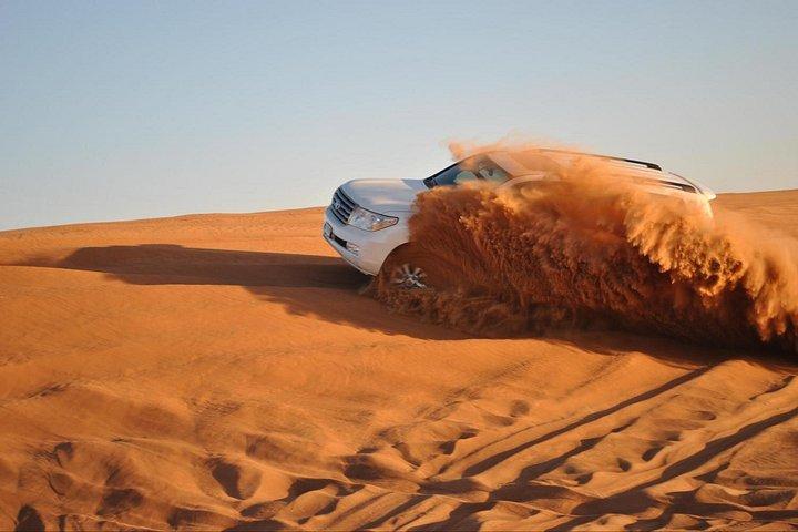 Safari dans le désert du matin Dubaï avec balade à dos de chameau et quad en option