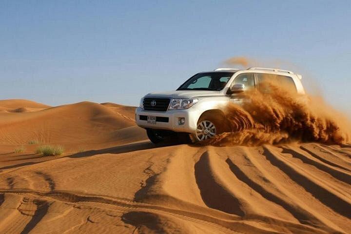 Desert Safari à Dubaï avec dîner barbecue et spectacles