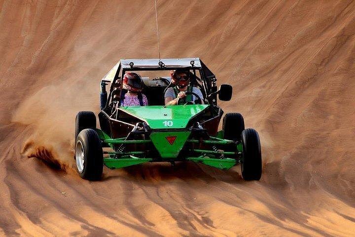 Aventure d'une heure en buggy 2000cc : sensations fortes dans le désert de Milehah