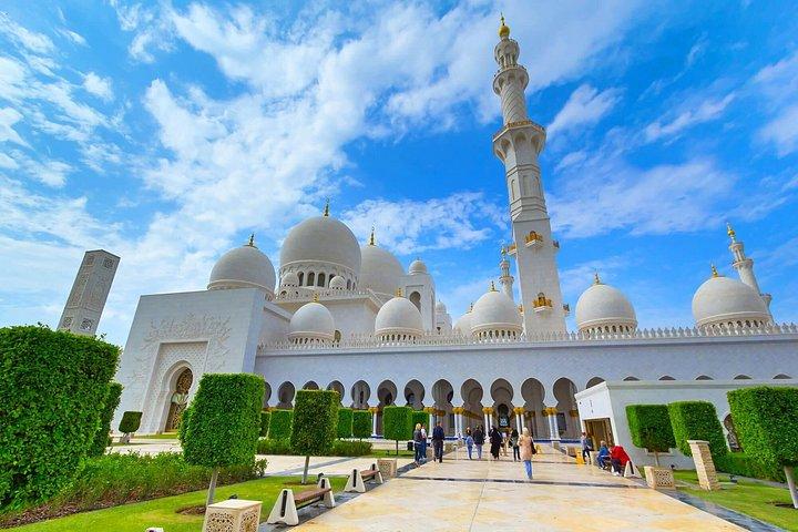 Visite de la ville d'Abu Dhabi avec la grande mosquée Sheikh Zayed au départ de Dubaï
