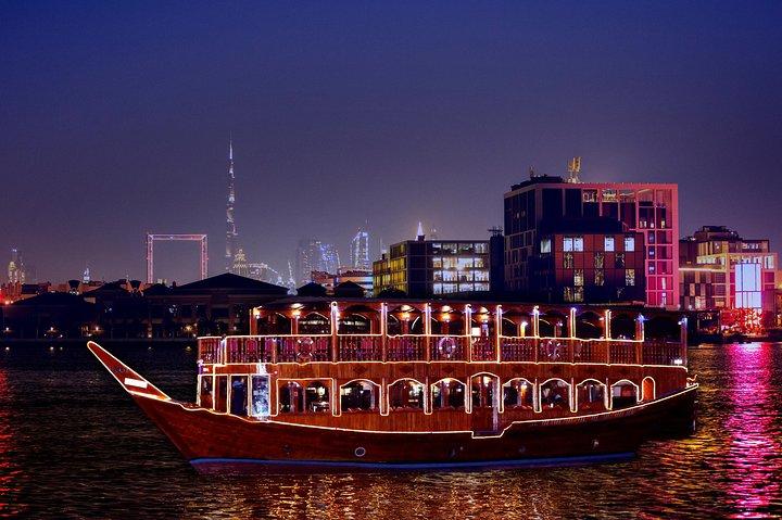 Croisière Dubai Creek Dhow Dîner avec transferts