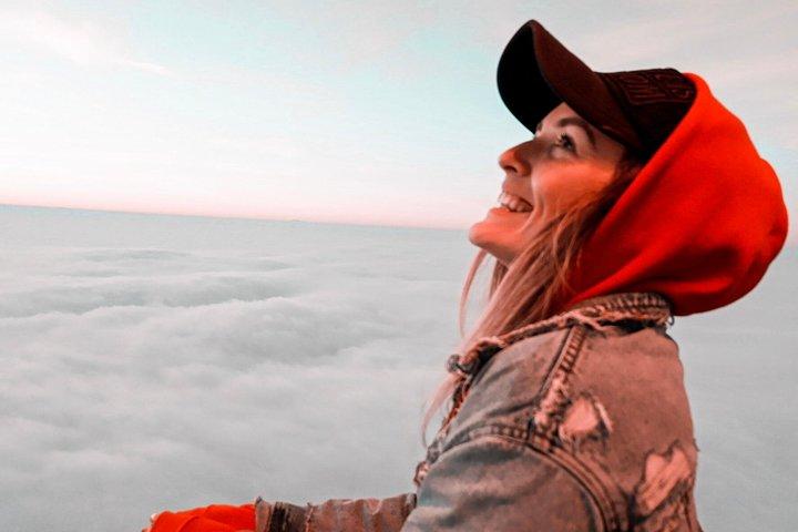 Au-dessus des nuages