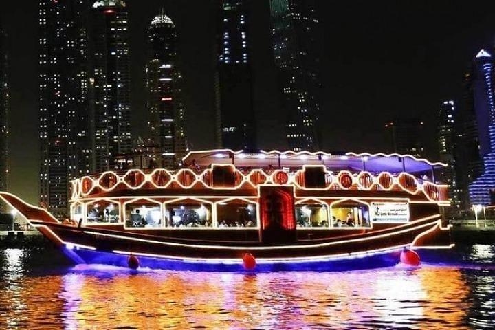 Desert Safari Dubai avec dîner de croisière en boutre