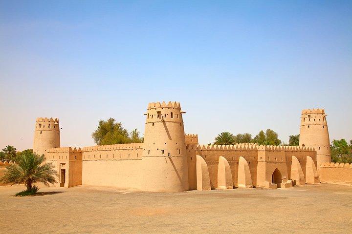De Dubaï バ イ Visite de la ville d'Al Ain [Visite japonaise] [Voiture exclusive]
