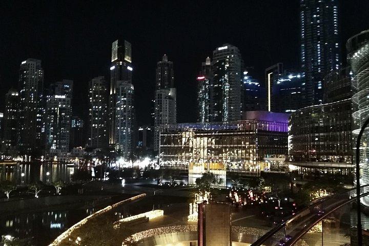 Tour privé de Dubaï de nuit 4 heures avec chauffeur professionnel