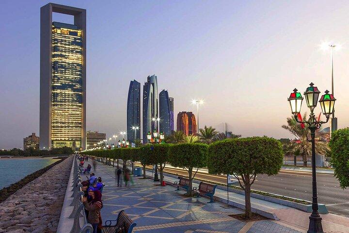 Visite de la ville d'Abu Dhabi avec le parc Warner Bros.