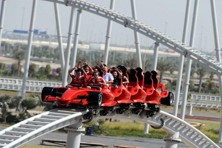 Abu Dhabi : Ferrari World & Warner Bros ou Sea World de Dubaï