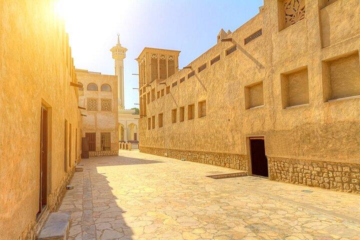 Visite guidée privée d'une demi-journée du patrimoine de Dubaï avec Abra Ride