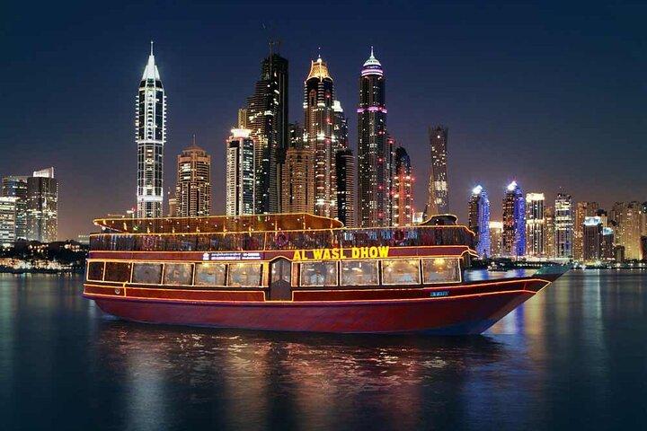 Croisière exclusive en boutre à la marina