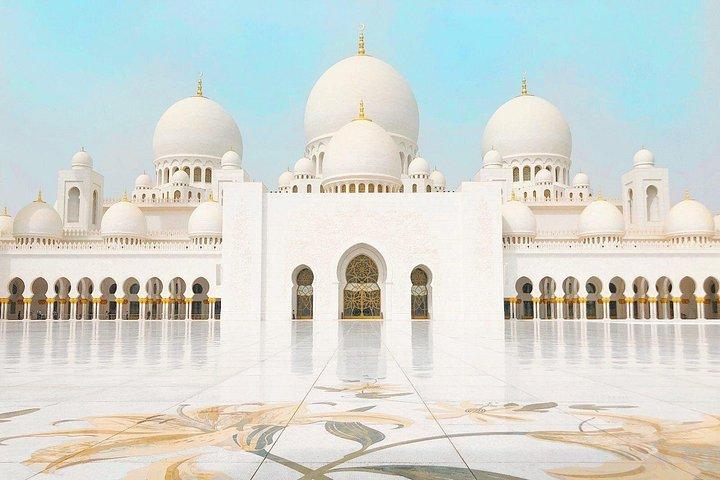 Excursion d'une demi-journée à Abu Dhabi avec Warner Bros depuis Abu Dhabi
