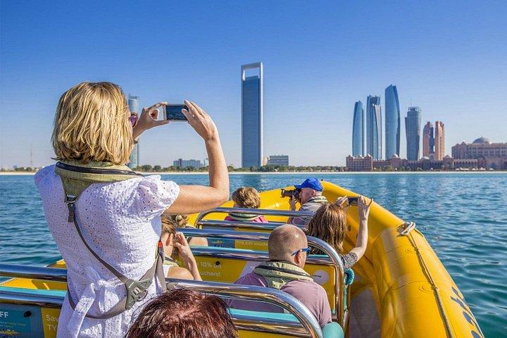 Visite privée exclusive de la ville d'Abou Dhabi avec promenade en bateau jaune