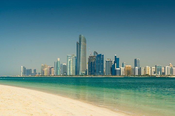 Abu Dhabi Tour App, Hidden Gems Game et Big UAE Quiz (Pass 1 jour)