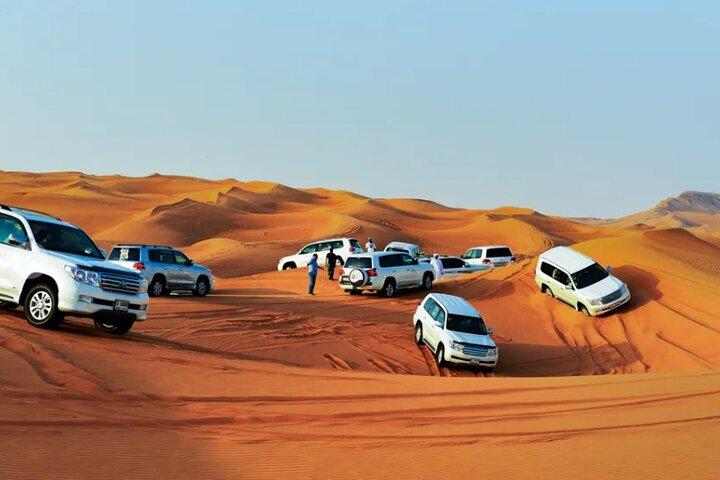 Safari de nuit dans le désert des dunes rouges - Dune Bashing, dîner barbecue et petit-déjeuner le matin