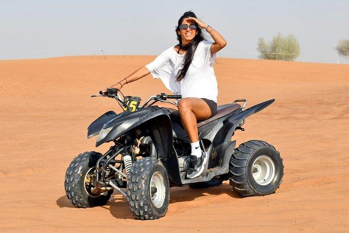 Safari dans le désert avec 30 minutes de randonnée en quad et barbecue