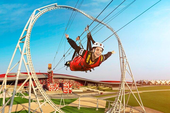Billet coupe-file pour le Ferrari World avec prise en charge et retour