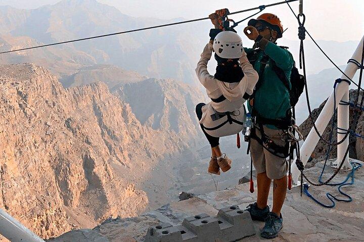 Jebel Jais Sky Tour - La plus longue excursion en tyrolienne au monde au départ de Dubaï
