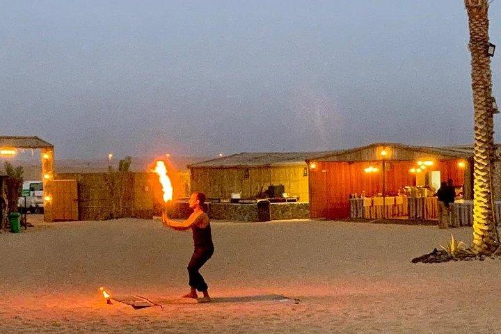 Safari dans le désert avec dîner barbecue_Fire Dancer