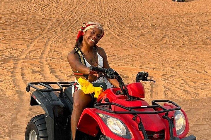 Safari dans le désert à Dubaï