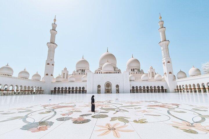 Visite d'une journée complète d'Abu Dhabi au départ de Dubaï avec déjeuner