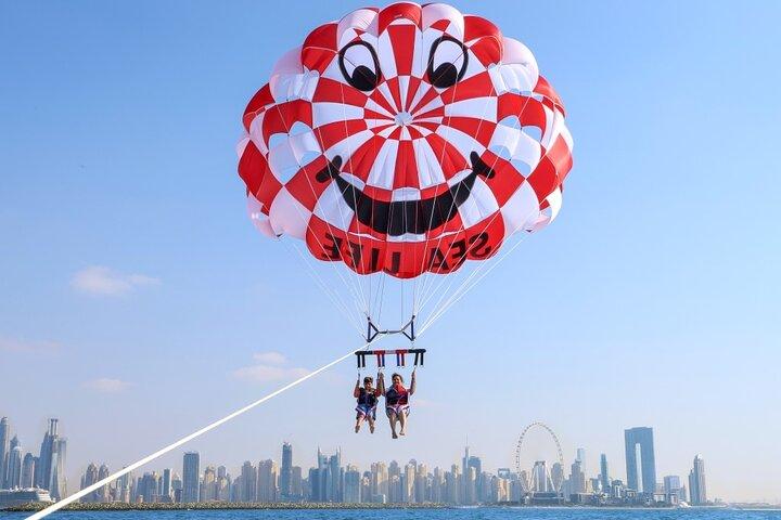 Prix du parachute ascensionnel à Dubaï