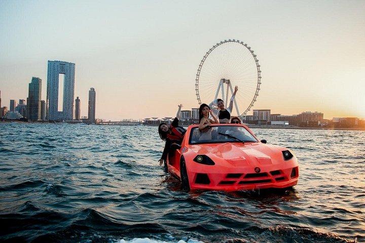 60 minutes de trajet en jet car à Dubaï avec transfert