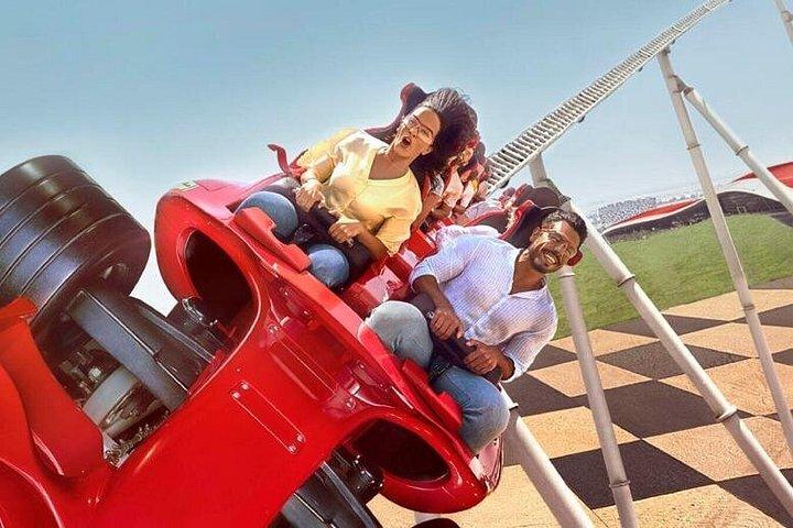 Billets Ferrari World Abu Dhabi avec transferts privés