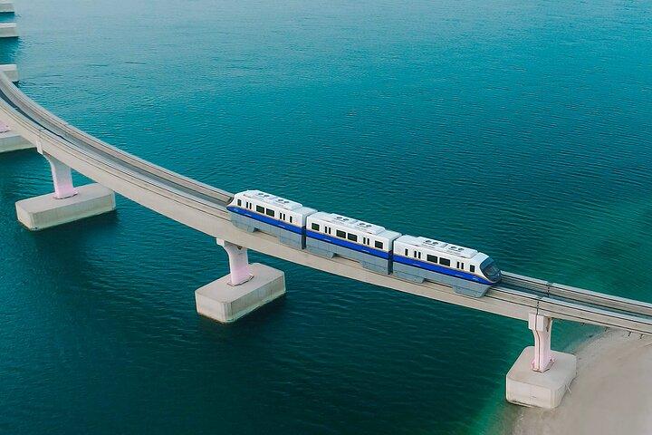 Le monorail des palmiers