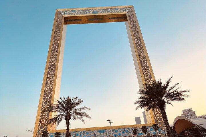 Visite traditionnelle d'une demi-journée de la ville de Dubaï avec accès au cadre de Dubaï