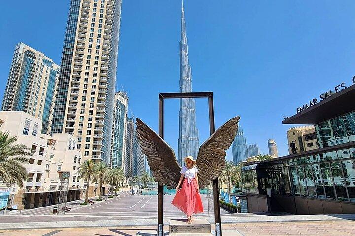 Visite à pied moderne de Dubaï, promenade sur le lac Burj, spectacle de fontaines et souks