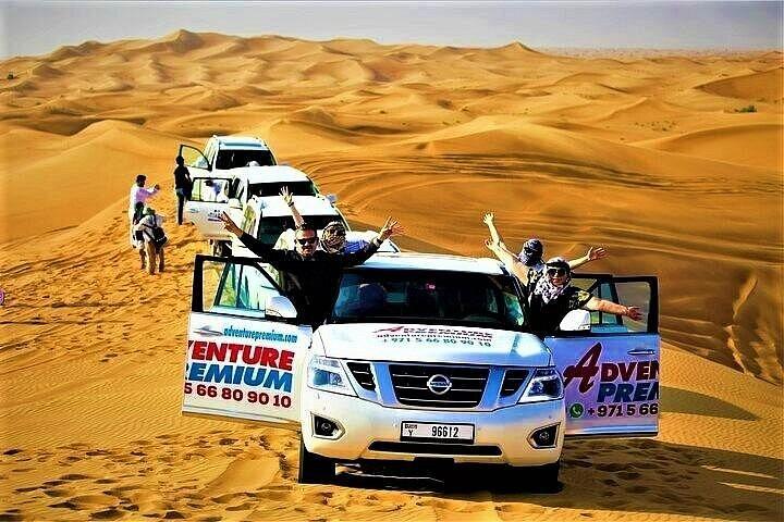 Dubai Red Dunes Camel Safari avec embarquement sur le sable, Dune Bashing et barbecue