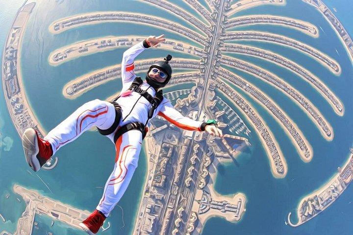 Saut en parachute au-dessus de la paume avec transport privé