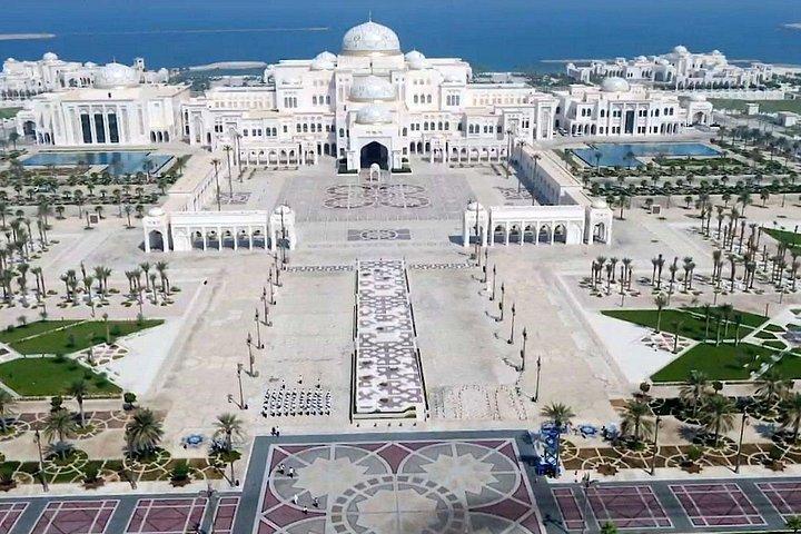 Visite privée d'une journée complète à Abu Dhabi depuis Dubaï