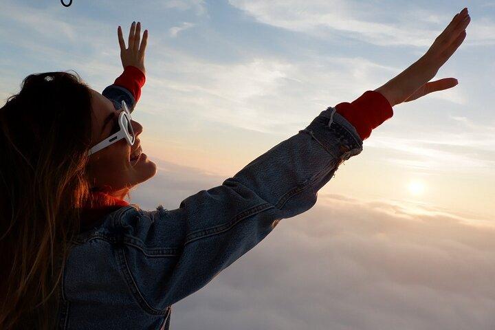 Vol en montgolfière au lever du soleil avec petit-déjeuner buffet et balade à dos de chameau