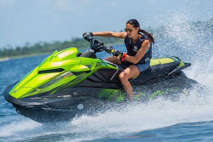 Promenade en jet ski Yamaha à Burj Al Arab, marina de Dubaï, Atlantis Palm