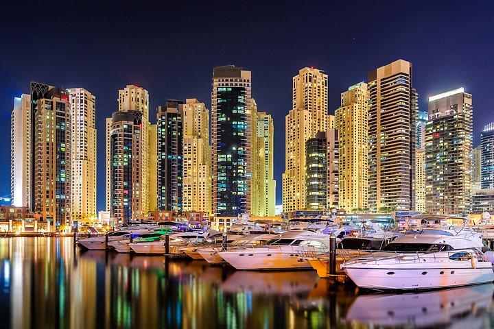 Dubaï : yacht de luxe dans la marina avec petit-déjeuner et photographie