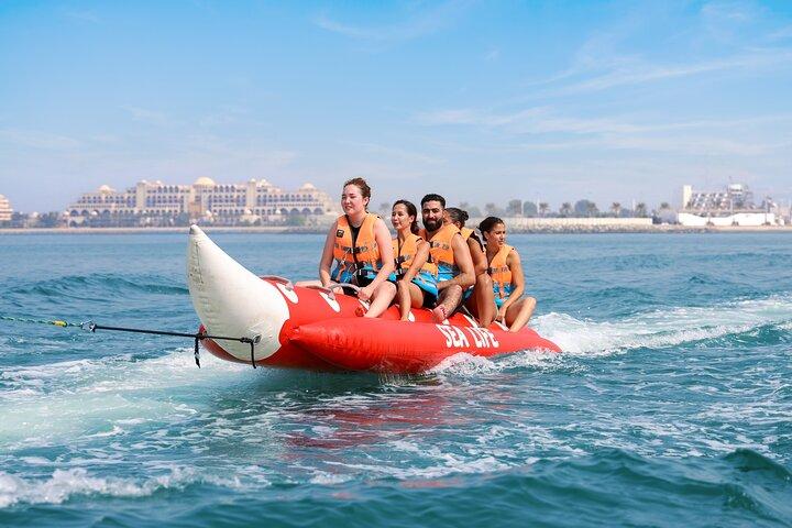 Balade en bateau banane à Dubaï