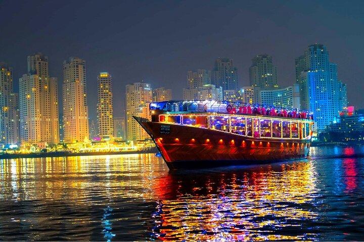 Dîner-croisière de luxe dans la marina avec transferts