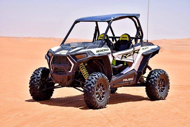 Red Dunes Desert Self Drive 01 heure en buggy dans les dunes et 20 minutes à dos de chameau