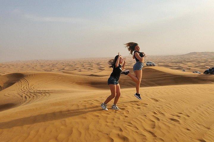 Dubai Morning Desert Safari Lahbab – 4x4 privé, planche à sable