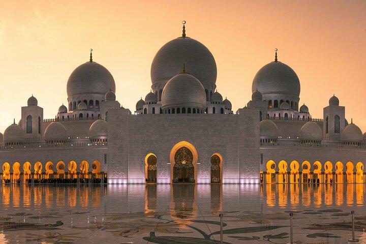 Dubaï : visite culturelle d'Abou Dhabi avec la mosquée et Qasr Al Watan