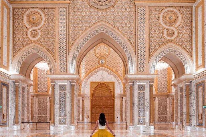 De Dubaï à la Grande Mosquée d'Abu Dhabi et au palais Qasr Al Watan