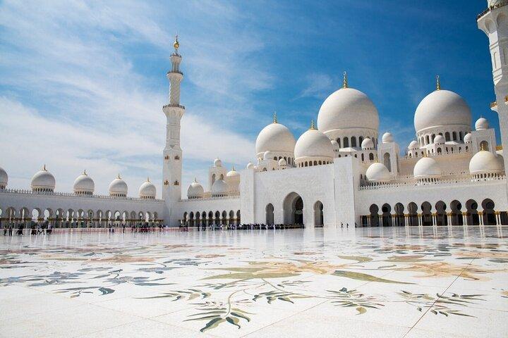 Visite privée de la ville d'Abu Dhabi avec prise en charge