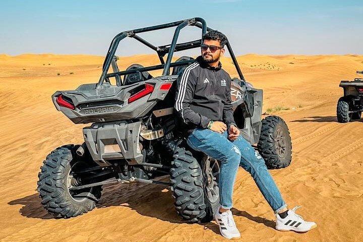 Balade en buggy d'une heure à Dubaï avec prise en charge et retour