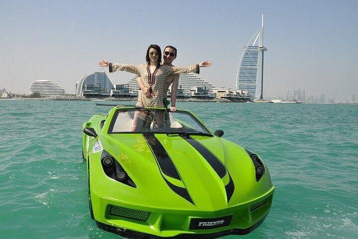 Trajet en voiture à réaction de 20 minutes près de Burj Al Arab avec transferts en option
