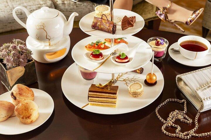 Expérience de thé de l'après-midi à l'Emirates Palace à Abu Dhabi