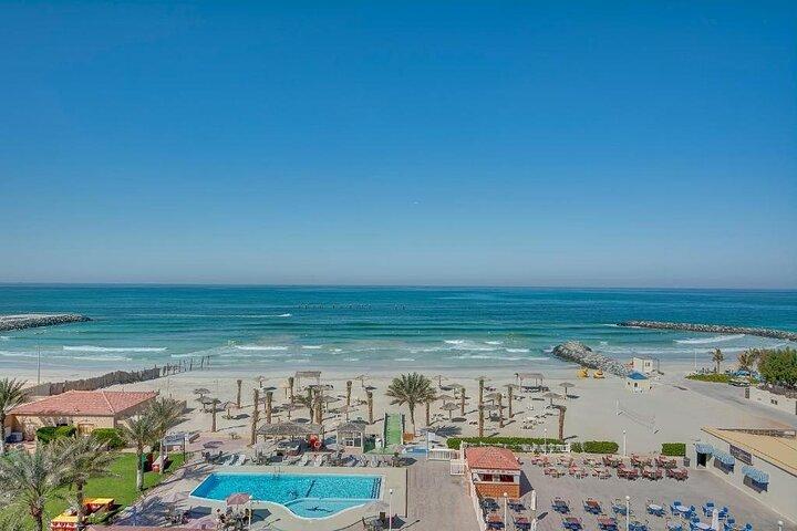 Visite privée d'une journée complète Explorez les Six Emirates avec prise en charge à l'hôtel